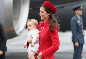 Kate Middleton's outfits: modern princess style